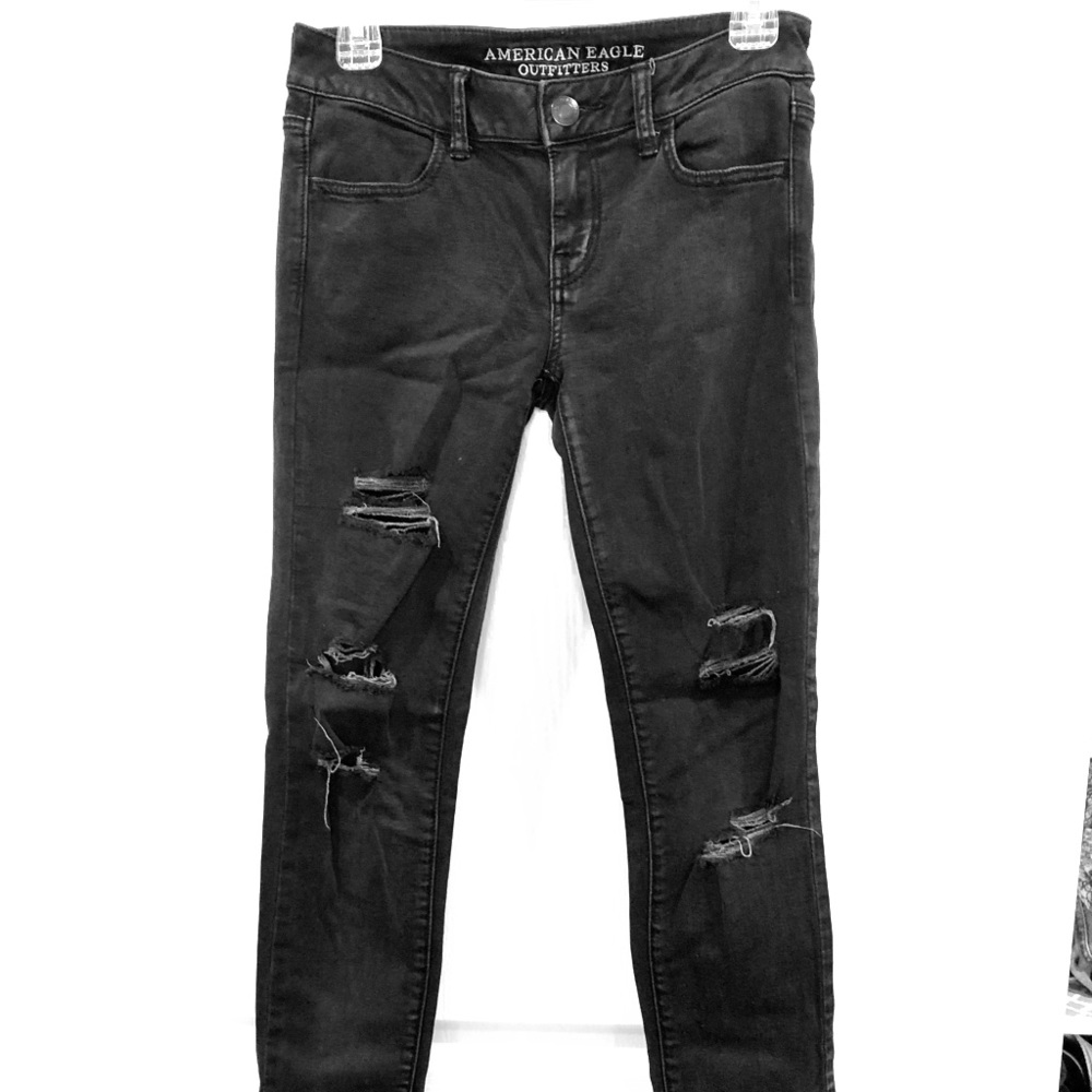 Ripped Skinny Jeans